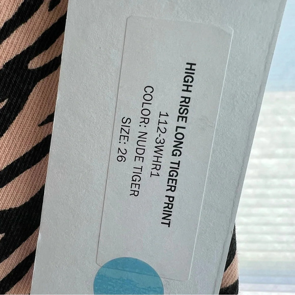 Re/Done High Rise Nude Tiger Print Slim Jeans 26 NWT Animal Print Bold Statement - Picture 6 of 7